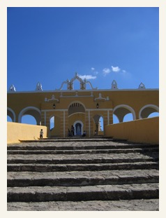01 Entrance